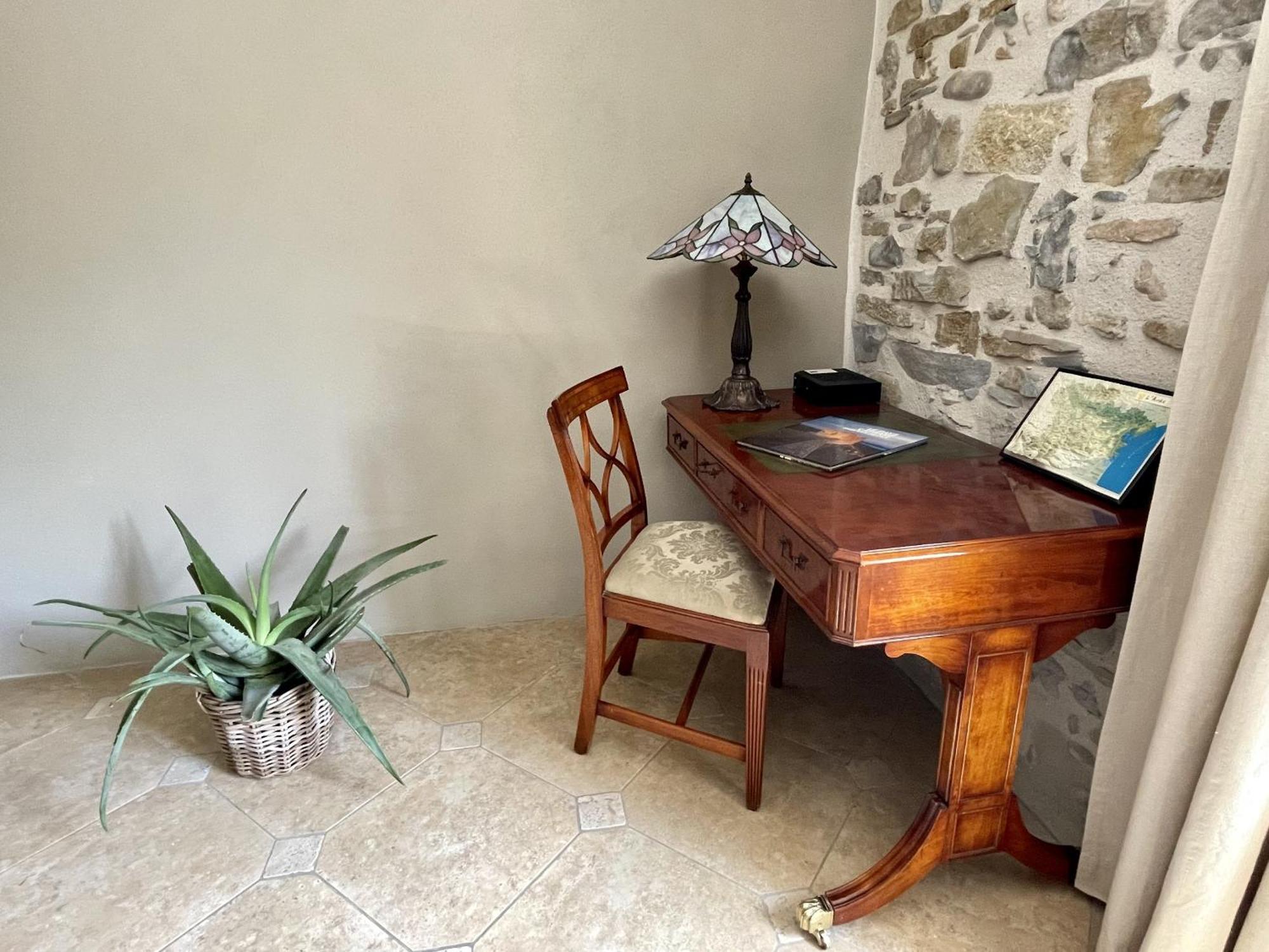 Servies-en-Val Le Domaine De La Tuilerie - Gite De Charme En Bord De Riviere Avec Piscine חדר תמונה